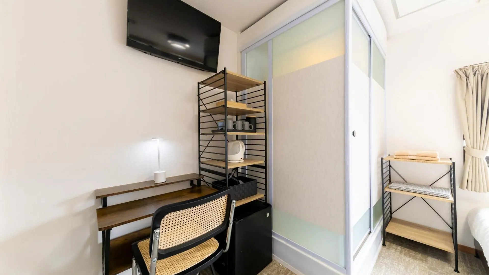 Hotel Shinimamiya Osaka 0*,  Japan